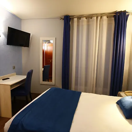 Sunny Hotel 2*