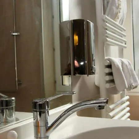 Hotel Sunny 2*