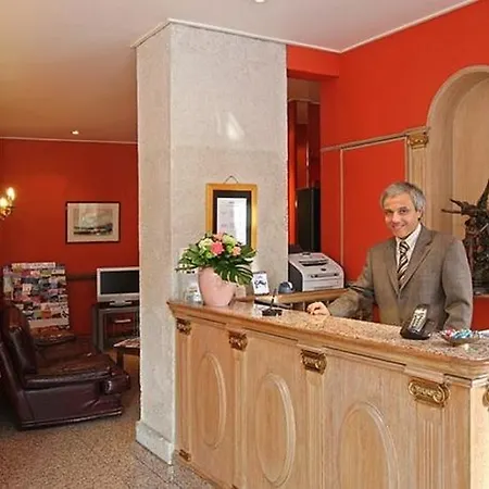 Hotel Sunny 2*