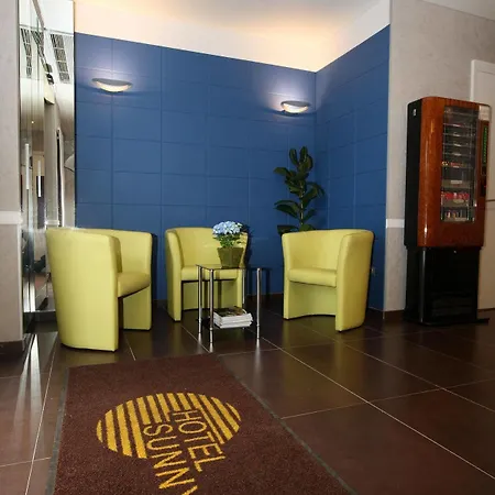 Sunny Hotel 2*